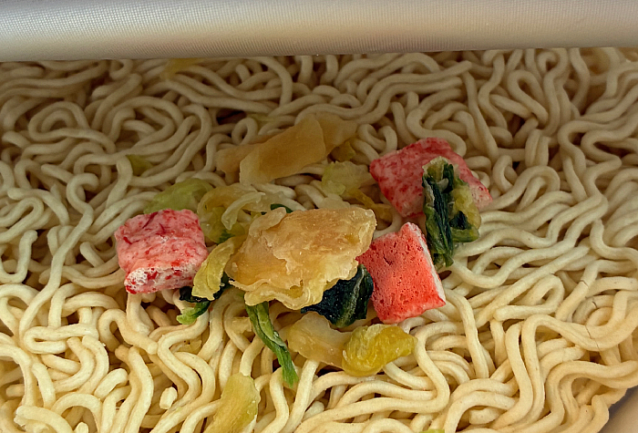 ローソン 麺大盛り シーフード味焼そば