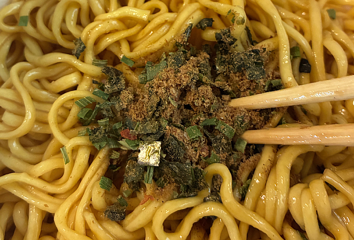 魅惑の学食巡りin関西 近大をすすらんか。近大まぜそば