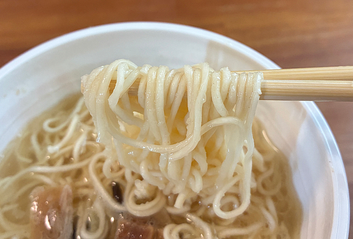 塩伝説 なゆた監修 鯛だし塩らーめん