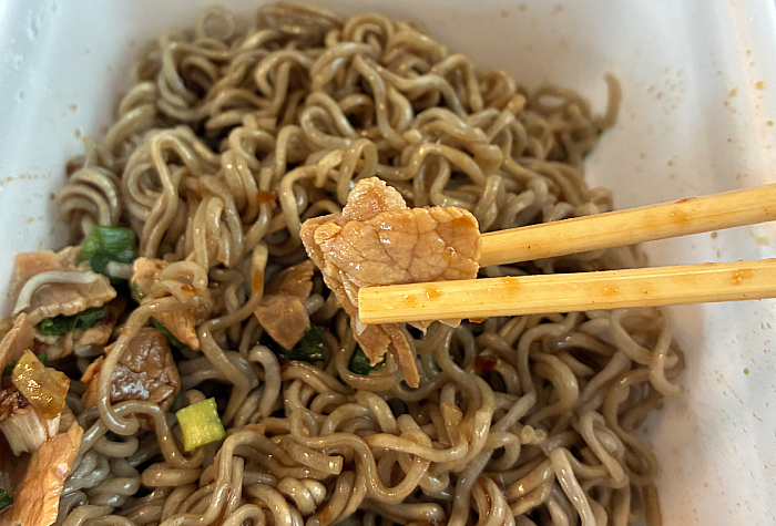 ペヤング 肉おろし蕎麦風