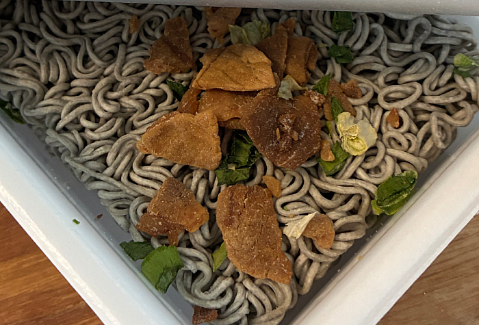 ペヤング 肉おろし蕎麦風