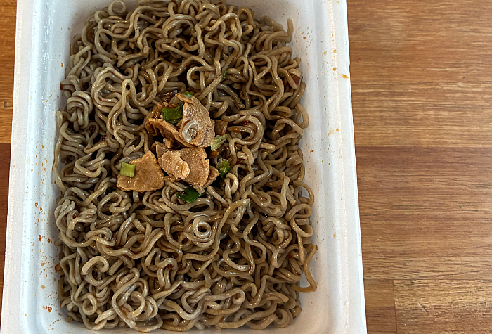 ペヤング 肉おろし蕎麦風