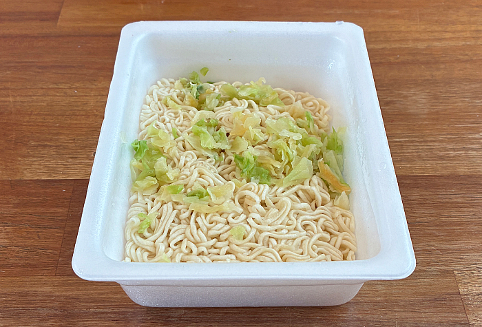 ペヤング ソースやきそばピコ