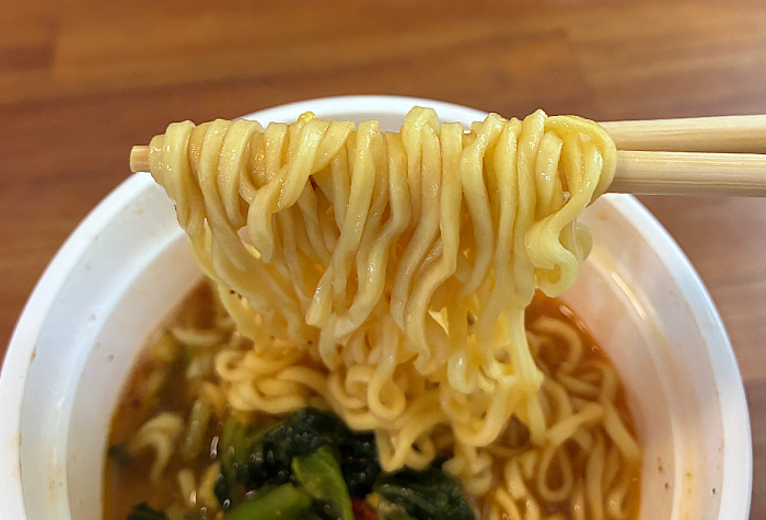 クッタ シビレ酸辣湯麺