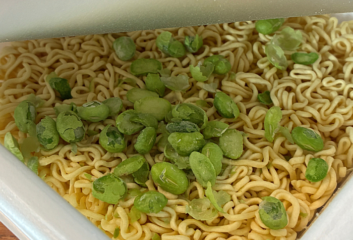 東京デザイン専門学校コラボ 今日もおつ豆さま えだ豆味焼そば