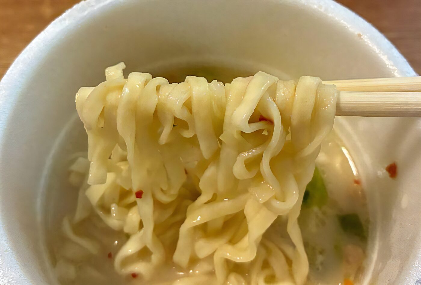 だしの旨みで減塩 鶏炊きうどん