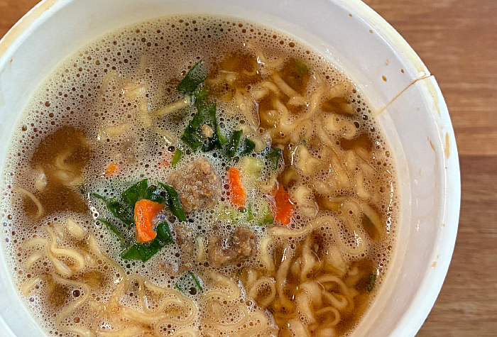 チキンラーメンビッグカップ すきやき味