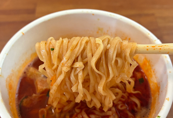 チキンラーメン 激辛チャレンジ 激辛キムチオイル付き