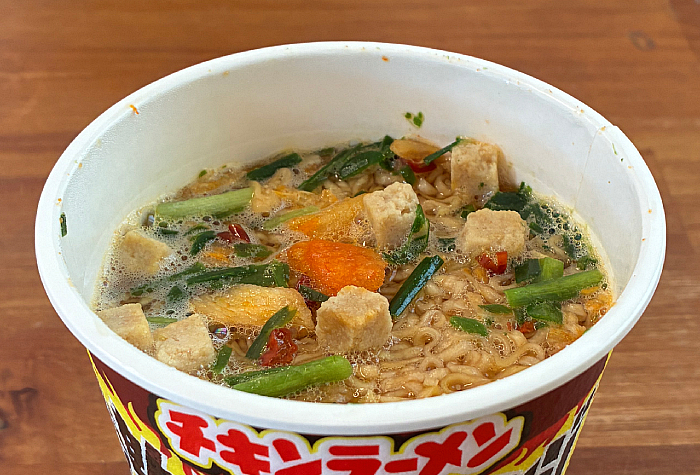 チキンラーメン 激辛チャレンジ 激辛キムチオイル付き