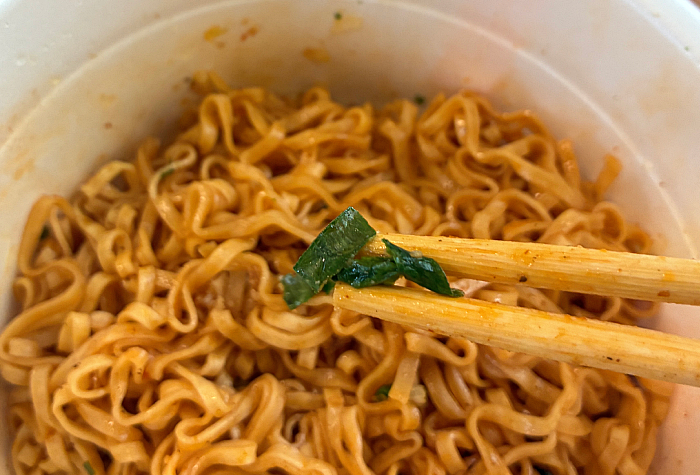 チキンラーメン汁なしどんぶり 台湾まぜそば味