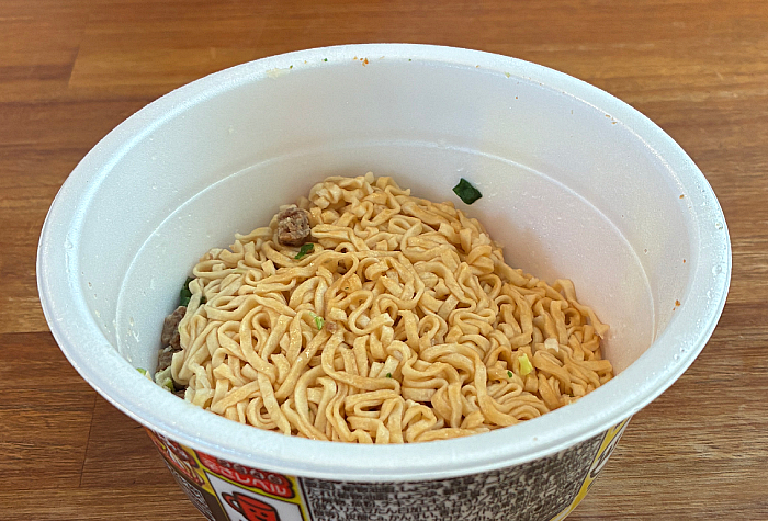 チキンラーメン汁なしどんぶり 台湾まぜそば味