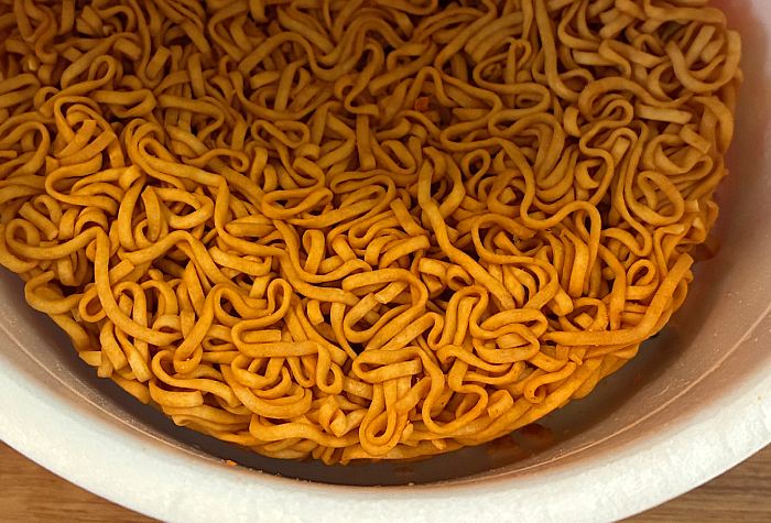 チキンラーメンどんぶり 旨辛チゲ味