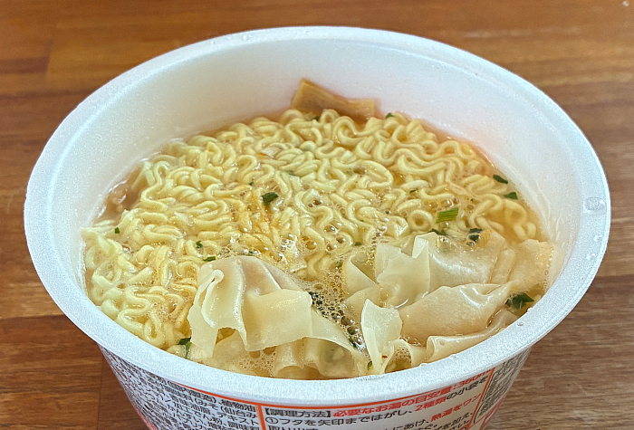 激めんワンタンメン 仙台辛味噌