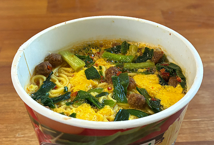 セブンプレミアム 宮崎辛麺