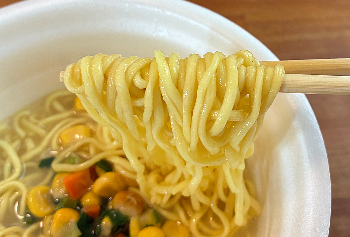 スーパーカップ1.5倍 北海道 コーン塩バター味ラーメン