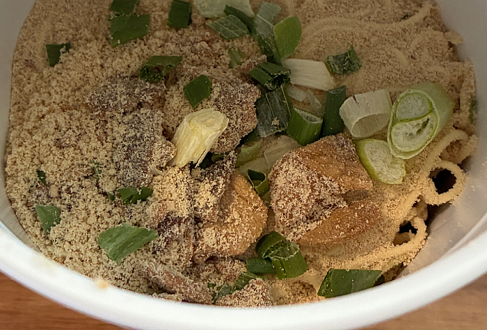 裏飯田商店 豚骨らぁ麺