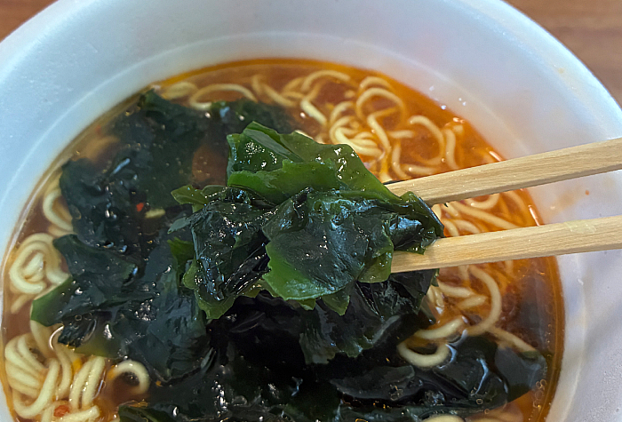 わかめラーメン 旨辛ユッケジャン味