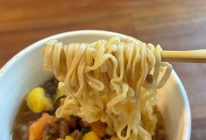 カップヌードル 感謝の謎肉増量