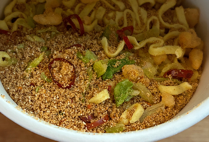 カップスター 辛豚醤油