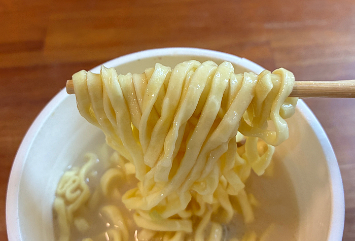 キセキ.監修 白い貝だし琉球そば
