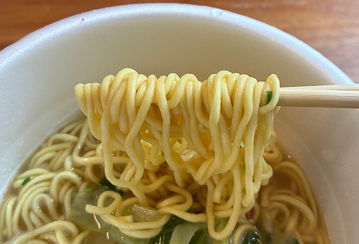 ローソン 麺大盛り 野菜入り塩ラーメン
