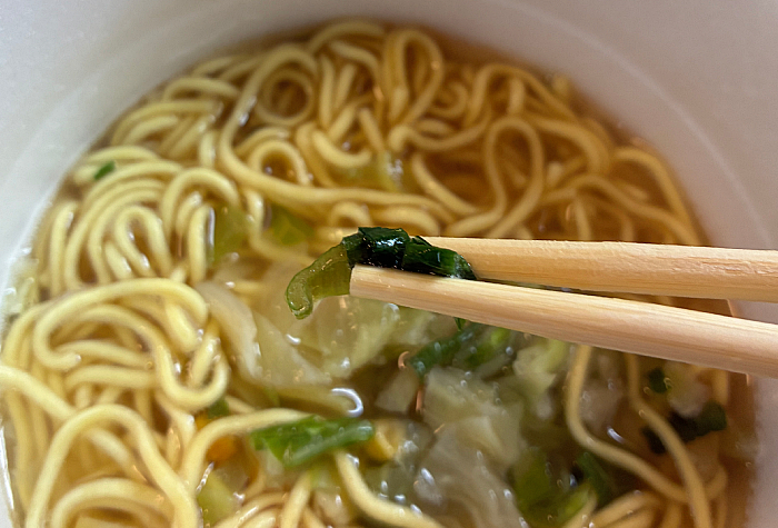 ローソン 麺大盛り 野菜入り塩ラーメン
