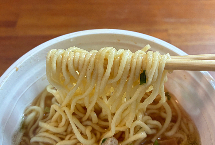麦の夜明け監修 帆立だしと山椒の中華そば