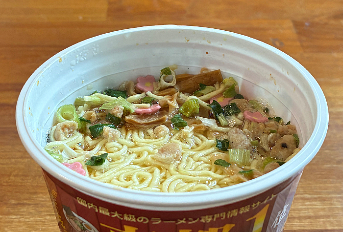 麦の夜明け監修 帆立だしと山椒の中華そば