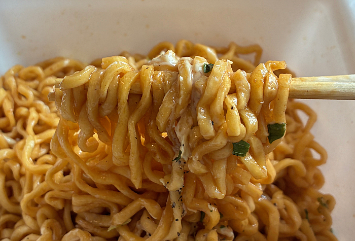 セブンプレミアム にんにく醤油まぜそば