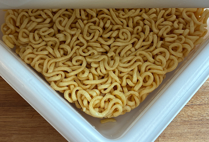 セブンプレミアム にんにく醤油まぜそば
