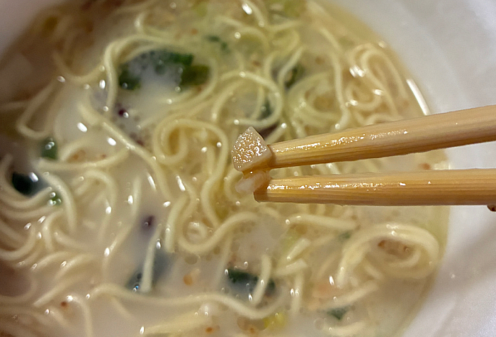 スーパーカップ1.5倍 あばれ豚骨ラーメン