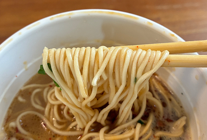 とんこつパラダイス 辛黒豚骨