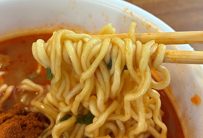 麺処井の庄監修 辛めの辛め辛辛魚らーめん
