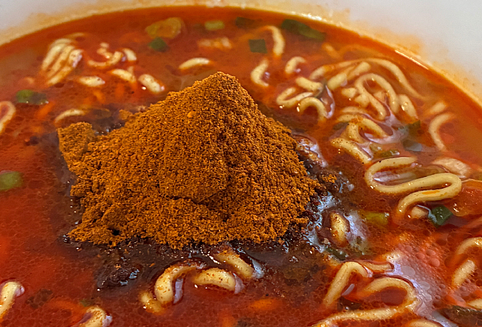 麺処井の庄監修 辛めの辛め辛辛魚らーめん