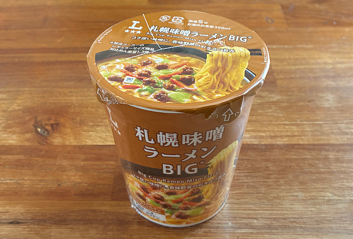 ローソン 札幌味噌ラーメン BIG