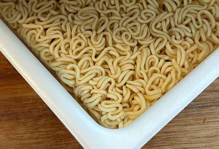 ペヤング パエリア風やきそば